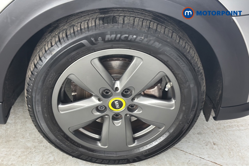 Mini Hatchback Cooper S Level 1 Automatic Electric Hatchback - Stock Number (1689489) - 47th supplementary image