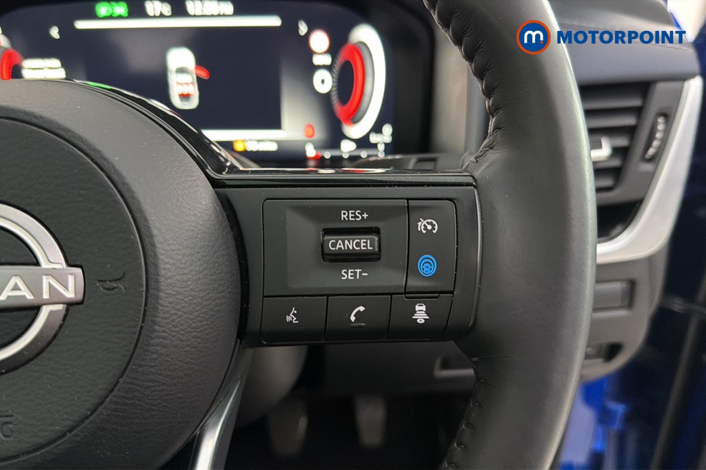 Nissan Qashqai Tekna Manual Petrol SUV - Stock Number (1689681) - 3rd supplementary image