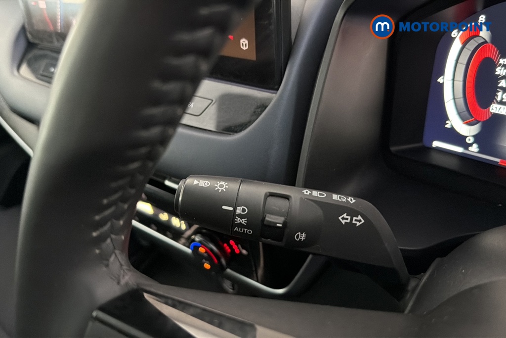 Nissan Qashqai Tekna Manual Petrol SUV - Stock Number (1689681) - 5th supplementary image