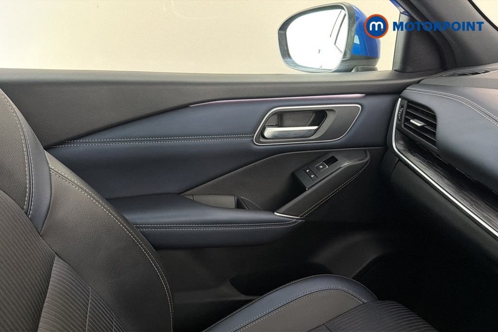 Nissan Qashqai Tekna Manual Petrol SUV - Stock Number (1689681) - 10th supplementary image