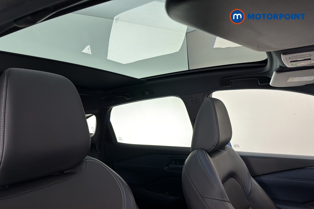 Nissan Qashqai Tekna Manual Petrol SUV - Stock Number (1689681) - 20th supplementary image