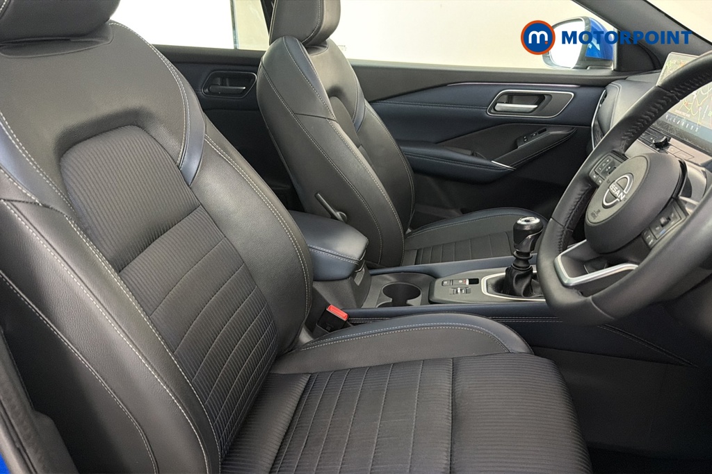 Nissan Qashqai Tekna Manual Petrol SUV - Stock Number (1689681) - 22nd supplementary image