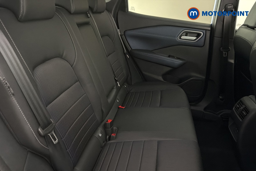 Nissan Qashqai Tekna Manual Petrol SUV - Stock Number (1689681) - 25th supplementary image