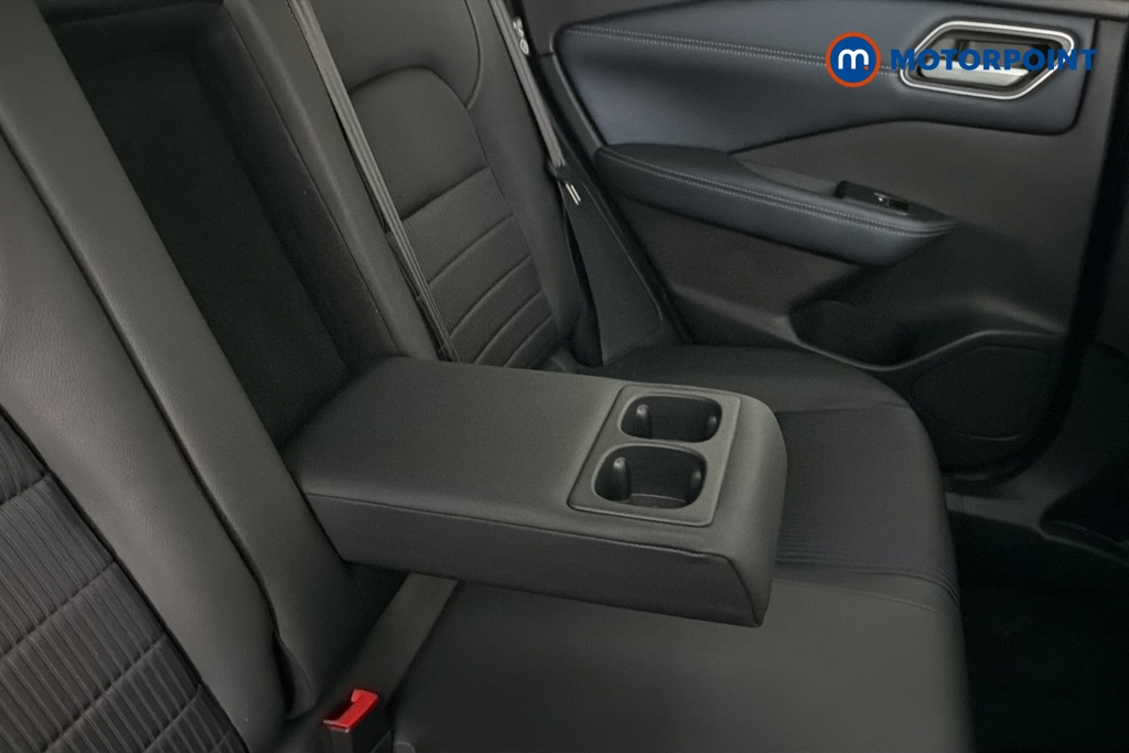 Nissan Qashqai Tekna Manual Petrol SUV - Stock Number (1689681) - 26th supplementary image