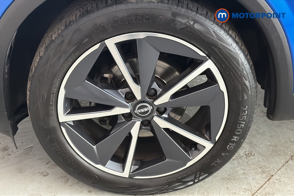 Nissan Qashqai Tekna Manual Petrol SUV - Stock Number (1689681) - 44th supplementary image