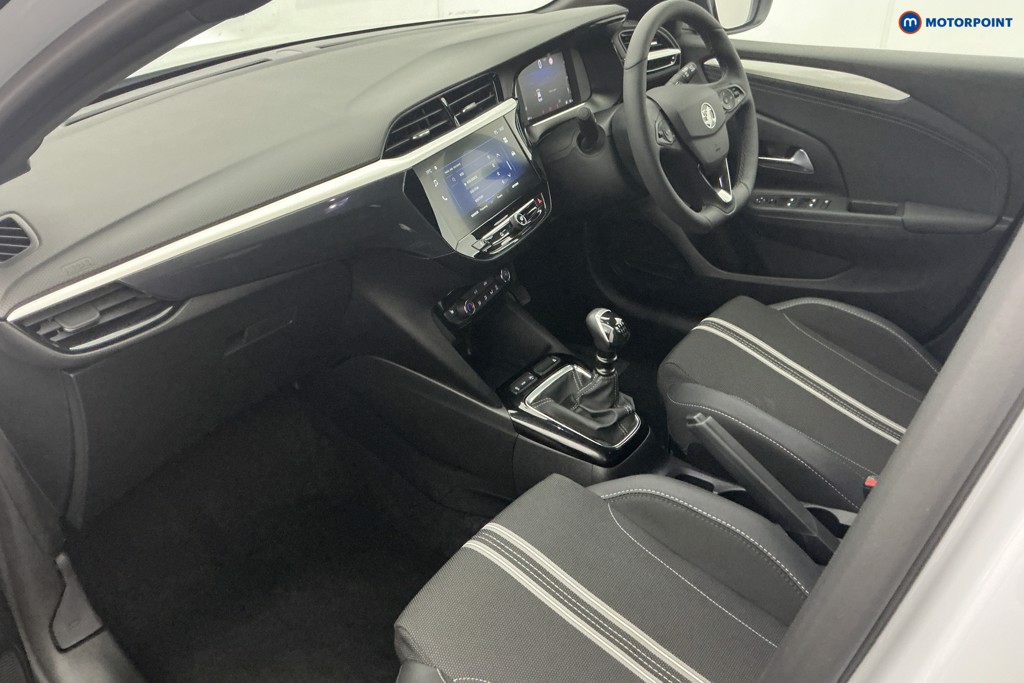 Vauxhall Corsa YES Manual Petrol Hatchback - Stock Number (1639901) - 8th supplementary image