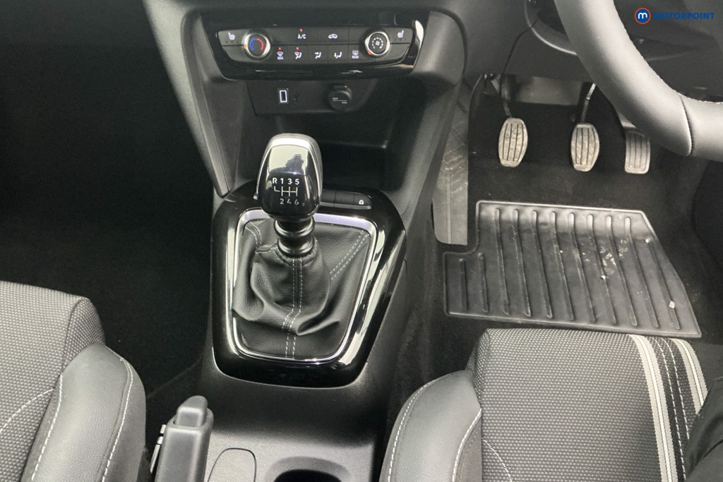 Vauxhall Corsa YES Manual Petrol Hatchback - Stock Number (1639901) - 14th supplementary image