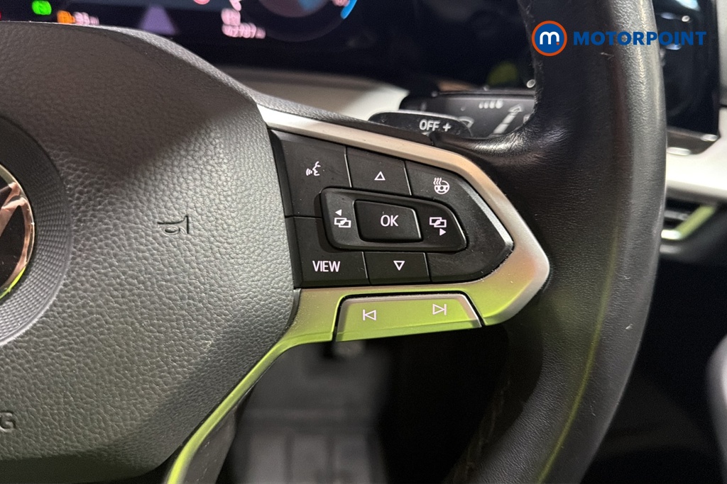 Volkswagen Golf Life Automatic Petrol Estate - Stock Number (1648832) - 3rd supplementary image