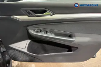 Volkswagen Golf Life Automatic Petrol Estate - Stock Number (1648832) - 18th supplementary image