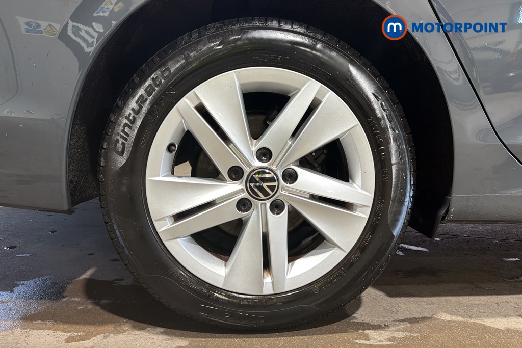 Volkswagen Golf Life Automatic Petrol Estate - Stock Number (1648832) - 46th supplementary image