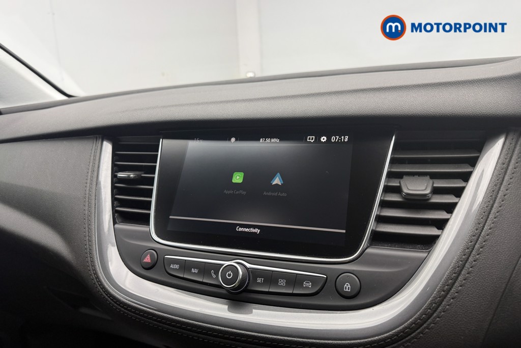 Vauxhall Grandland X Sri Nav Manual Petrol SUV - Stock Number (1668029) - 13th supplementary image