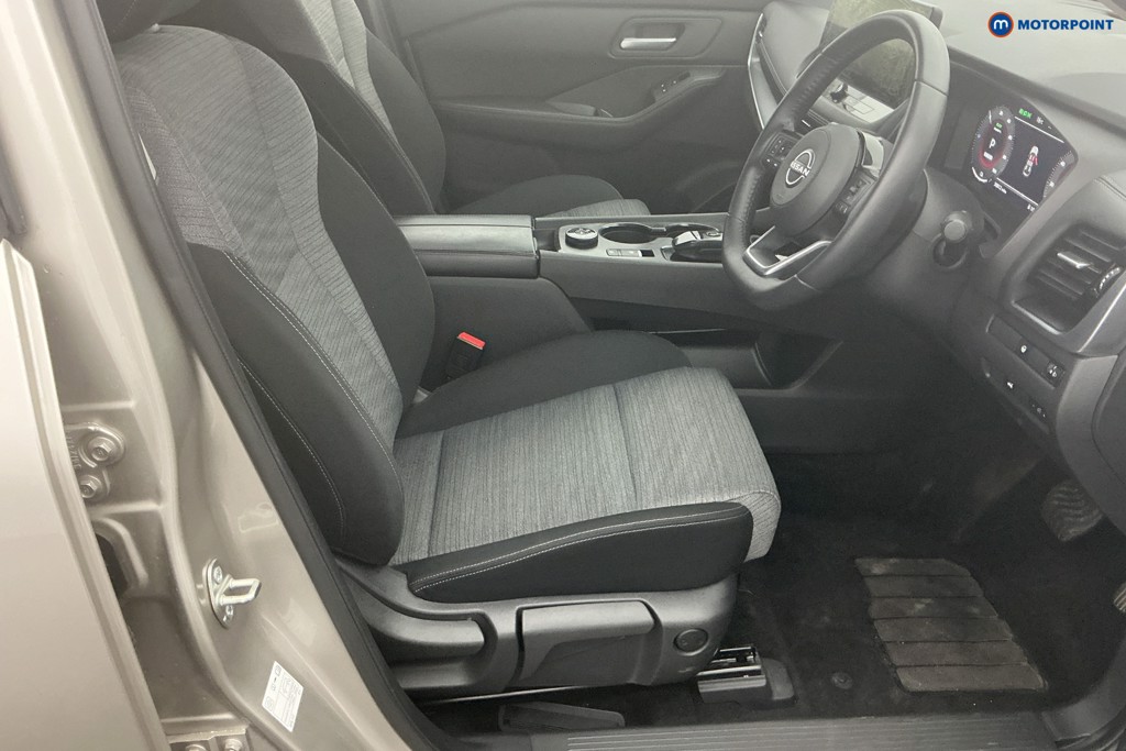 Nissan X-Trail N-Connecta Automatic Petrol-Electric Hybrid SUV - Stock Number (1673618) - 4th supplementary image