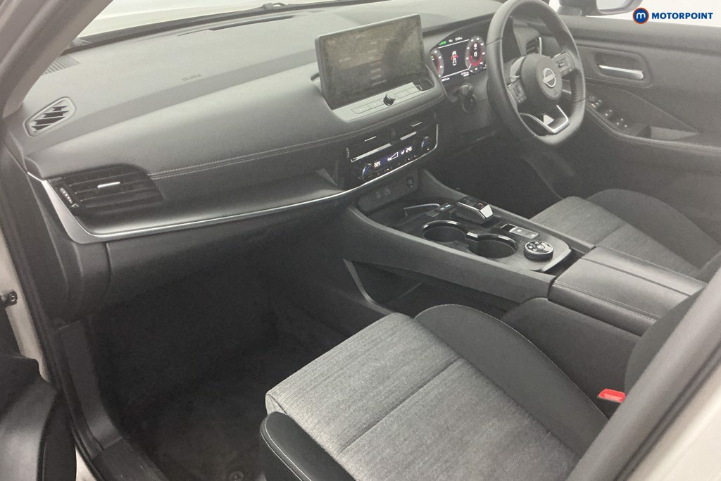 Nissan X-Trail N-Connecta Automatic Petrol-Electric Hybrid SUV - Stock Number (1673618) - 8th supplementary image