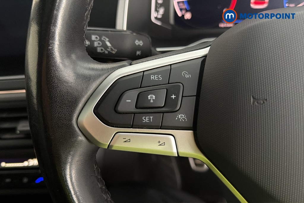 Volkswagen Polo R-Line Manual Petrol Hatchback - Stock Number (1677160) - 4th supplementary image