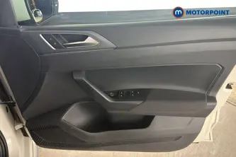 Volkswagen Polo R-Line Manual Petrol Hatchback - Stock Number (1677160) - 18th supplementary image