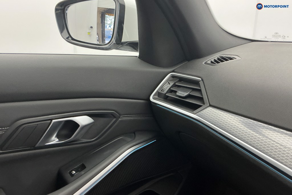 BMW 3 Series M Sport Automatic Petrol Saloon - Stock Number (1677381) - 16th supplementary image