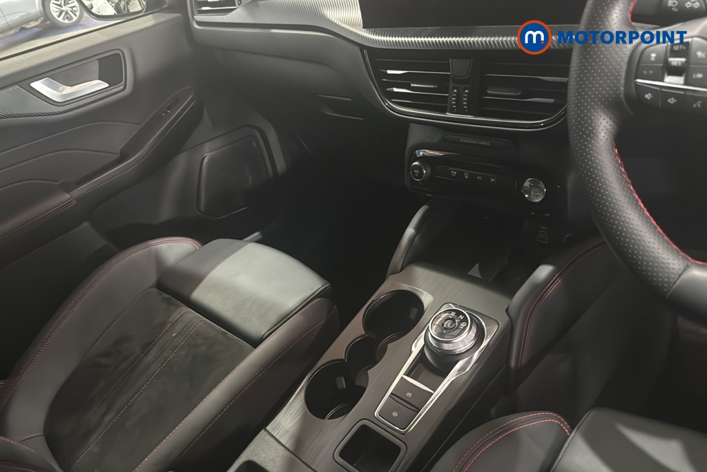 Ford Kuga St-Line Automatic Petrol Plug-In Hybrid SUV - Stock Number (1677634) - 1st supplementary image