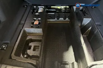 Jaguar F-Pace R-Dynamic Se Black 90Th Anniversary Edition Automatic Diesel SUV - Stock Number (1678412) - 33rd supplementary image