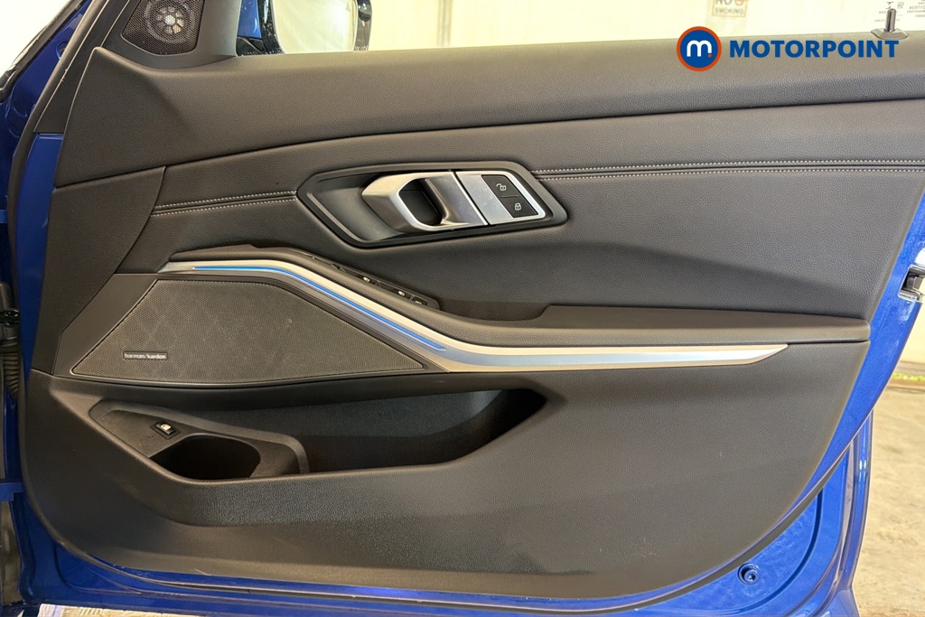 BMW 3 Series M Sport Automatic Petrol Plug-In Hybrid Saloon - Stock Number (1678423) - 18th supplementary image