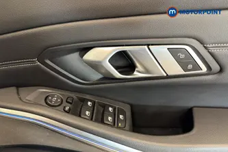 BMW 3 Series M Sport Automatic Petrol Plug-In Hybrid Saloon - Stock Number (1678423) - 19th supplementary image