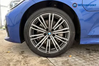 BMW 3 Series M Sport Automatic Petrol Plug-In Hybrid Saloon - Stock Number (1678423) - 44th supplementary image