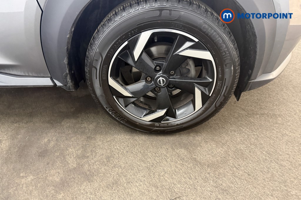 Nissan Juke N-Connecta Manual Petrol SUV - Stock Number (1678733) - 22nd supplementary image