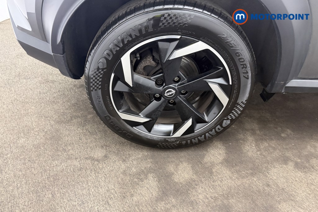 Nissan Juke N-Connecta Manual Petrol SUV - Stock Number (1678733) - 23rd supplementary image