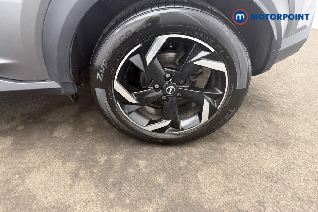 Nissan Juke N-Connecta Manual Petrol SUV - Stock Number (1678733) - 24th supplementary image