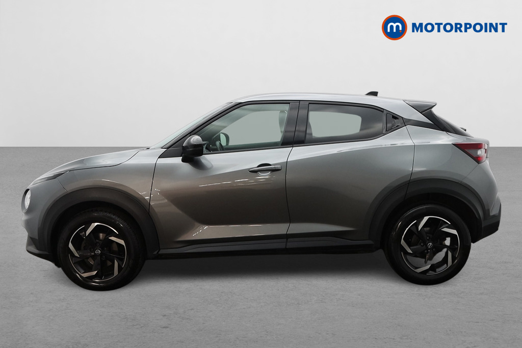 Nissan Juke N-Connecta Manual Petrol SUV - Stock Number (1678733) - Passenger side