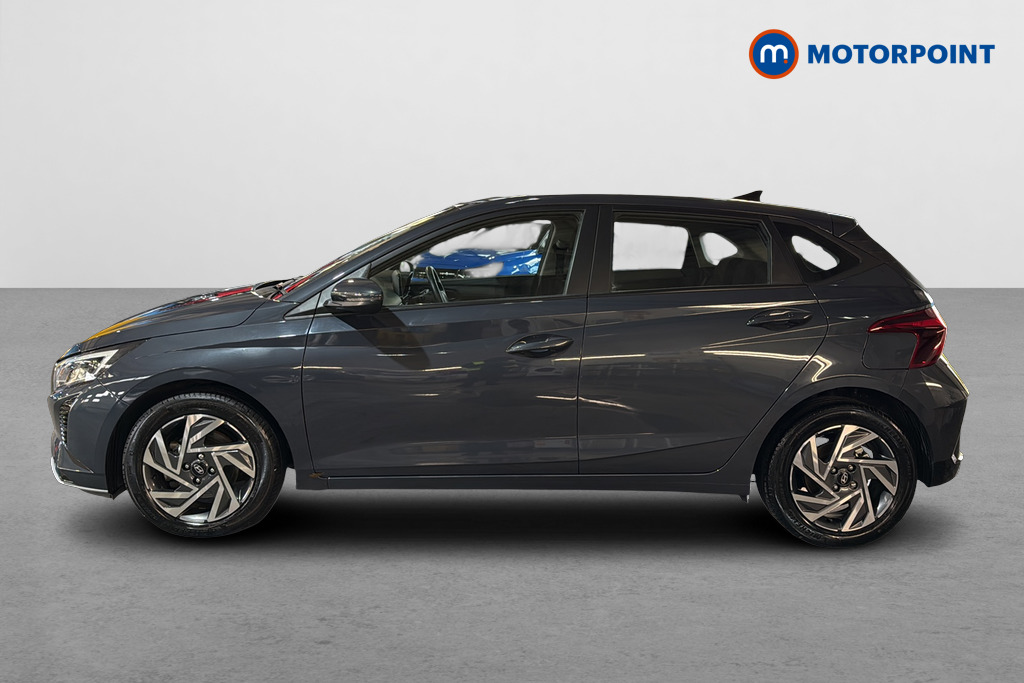 Hyundai I20 Advance Automatic Petrol Hatchback - Stock Number (1679264) - Drivers side