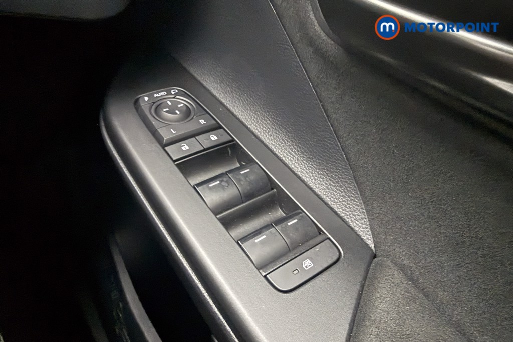 Toyota C-Hr Gr Sport Automatic Petrol Plug-In Hybrid SUV - Stock Number (1680744) - 17th supplementary image