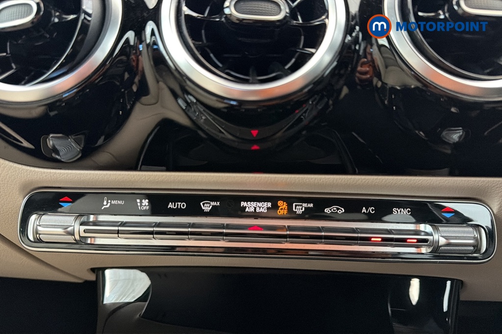 Mercedes-Benz A Class Sport Executive Edition Automatic Petrol Hatchback - Stock Number (1680940) - 12th supplementary image
