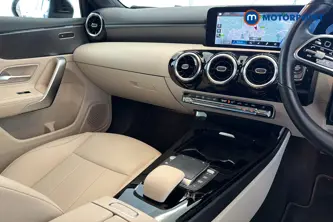 Mercedes-Benz A Class Sport Executive Edition Automatic Petrol Hatchback - Stock Number (1680940) - 15th supplementary image