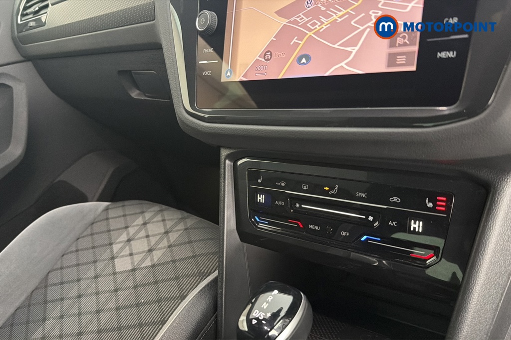 Volkswagen Tiguan R-Line Automatic Diesel SUV - Stock Number (1681603) - 12th supplementary image