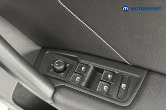Volkswagen Tiguan R-Line Automatic Diesel SUV - Stock Number (1681603) - 19th supplementary image