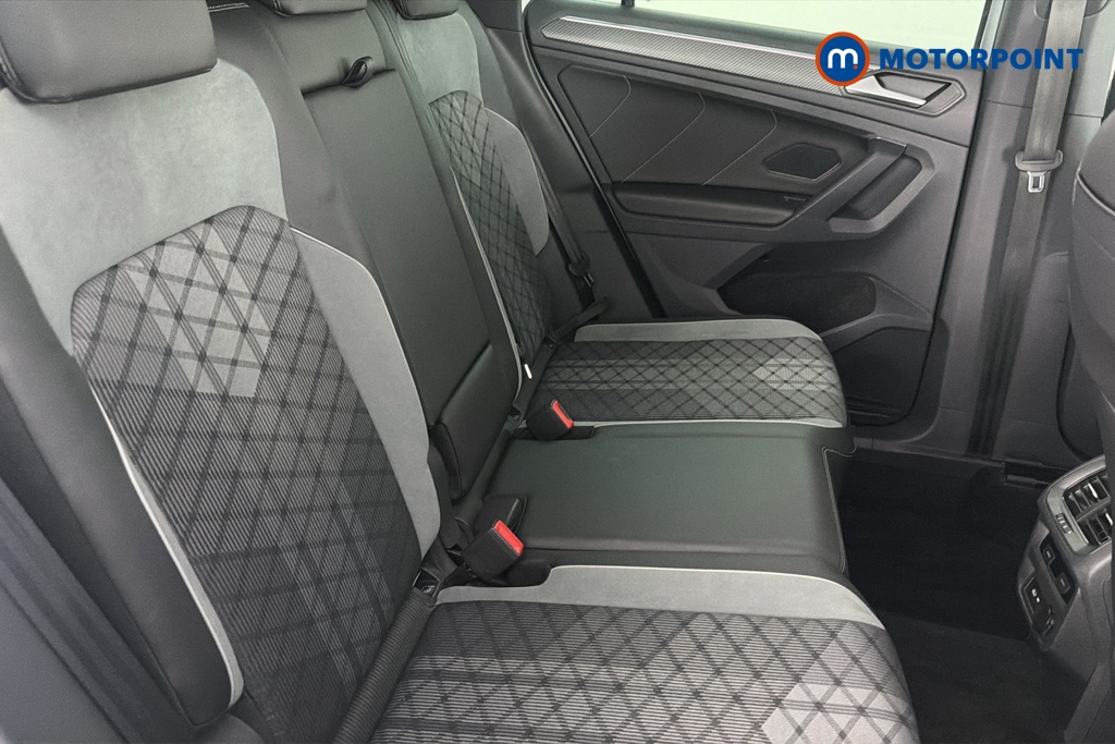 Volkswagen Tiguan R-Line Automatic Diesel SUV - Stock Number (1681603) - 25th supplementary image