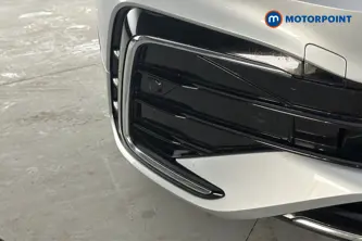 Volkswagen Tiguan R-Line Automatic Diesel SUV - Stock Number (1681603) - 38th supplementary image