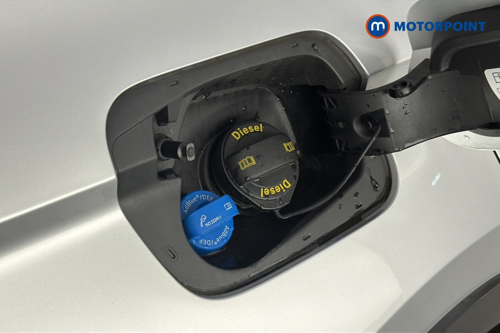 Volkswagen Tiguan R-Line Automatic Diesel SUV - Stock Number (1681603) - 41st supplementary image
