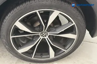 Volkswagen Tiguan R-Line Automatic Diesel SUV - Stock Number (1681603) - 45th supplementary image