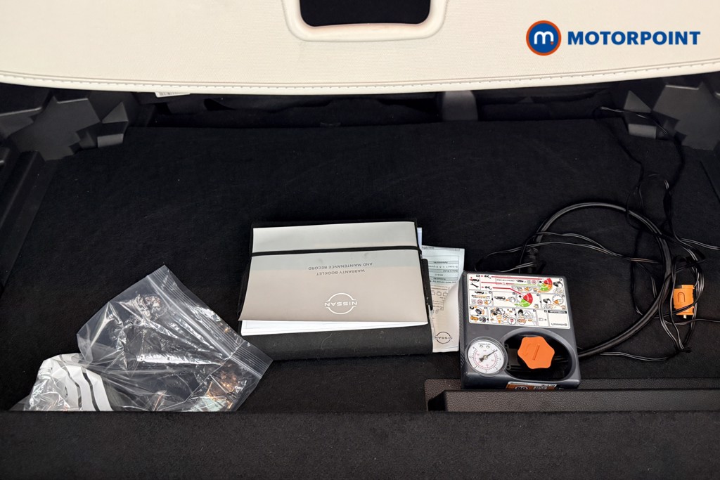 Nissan X-Trail N-Connecta Automatic Petrol-Electric Hybrid SUV - Stock Number (1681644) - 23rd supplementary image