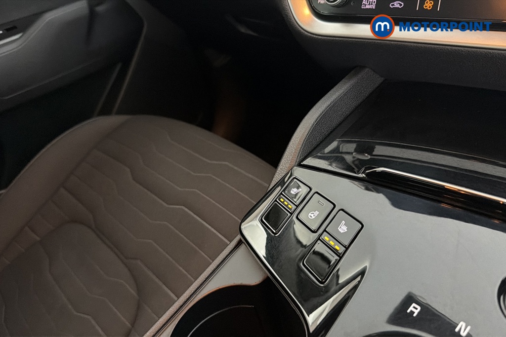KIA Sportage 3 Automatic Petrol-Electric Hybrid SUV - Stock Number (1682279) - 14th supplementary image
