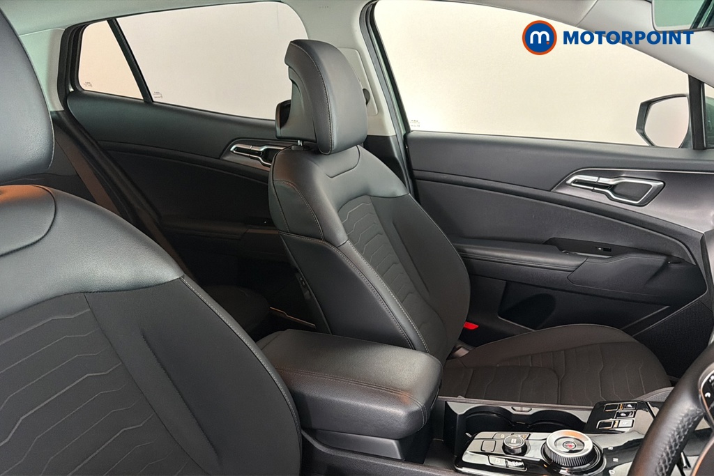 KIA Sportage 3 Automatic Petrol-Electric Hybrid SUV - Stock Number (1682279) - 22nd supplementary image