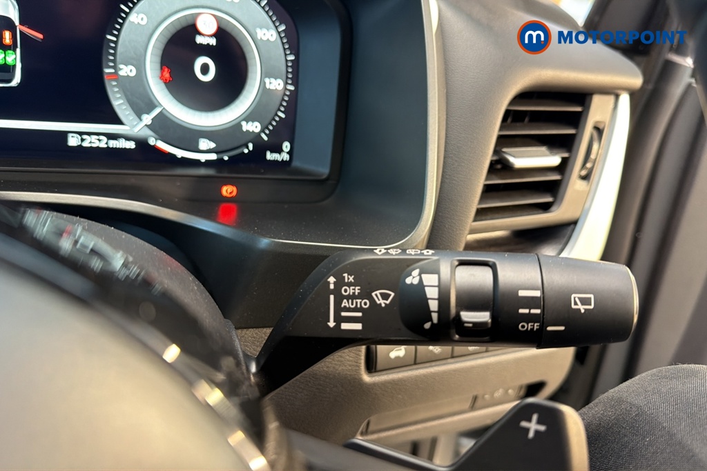 Nissan Qashqai Tekna Automatic Petrol SUV - Stock Number (1682693) - 6th supplementary image