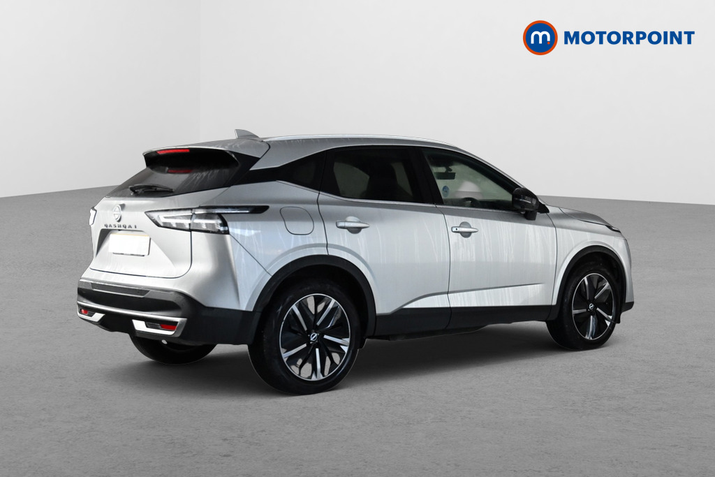 Nissan Qashqai Tekna Automatic Petrol SUV - Stock Number (1682693) - Passenger side rear corner