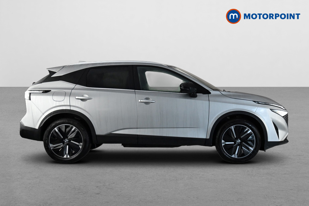 Nissan Qashqai Tekna Automatic Petrol SUV - Stock Number (1682693) - Passenger side