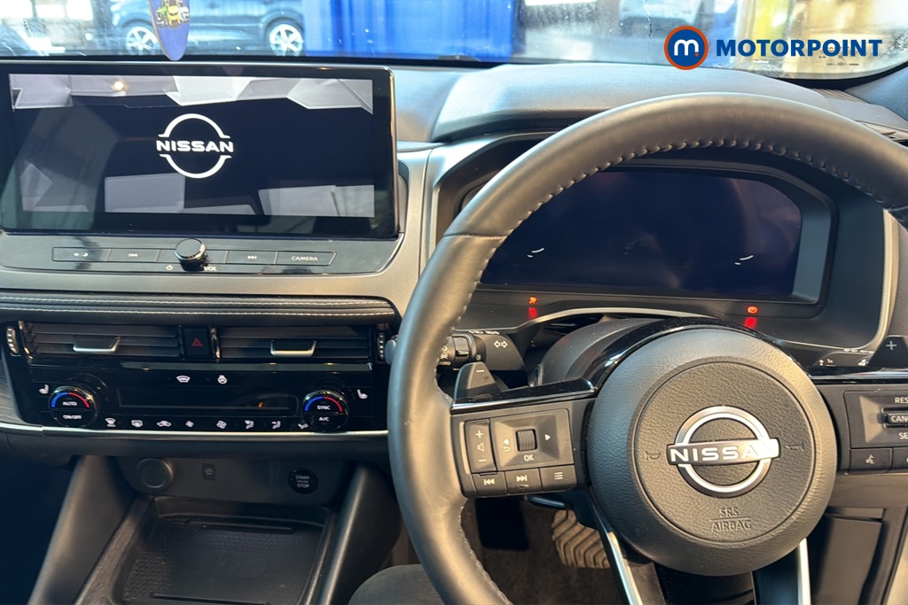 Nissan Qashqai Tekna Automatic Petrol SUV - Stock Number (1682693) - 1st supplementary image