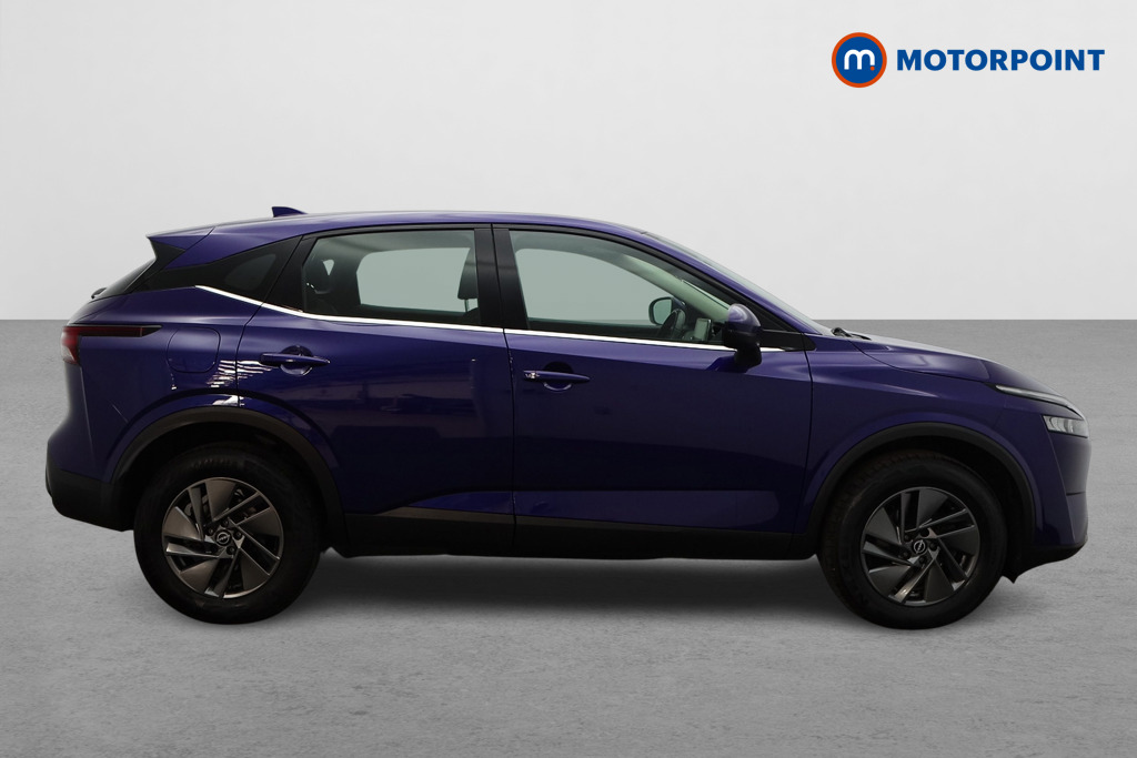 Nissan Qashqai Acenta Premium Manual Petrol SUV - Stock Number (1682926) - Drivers side