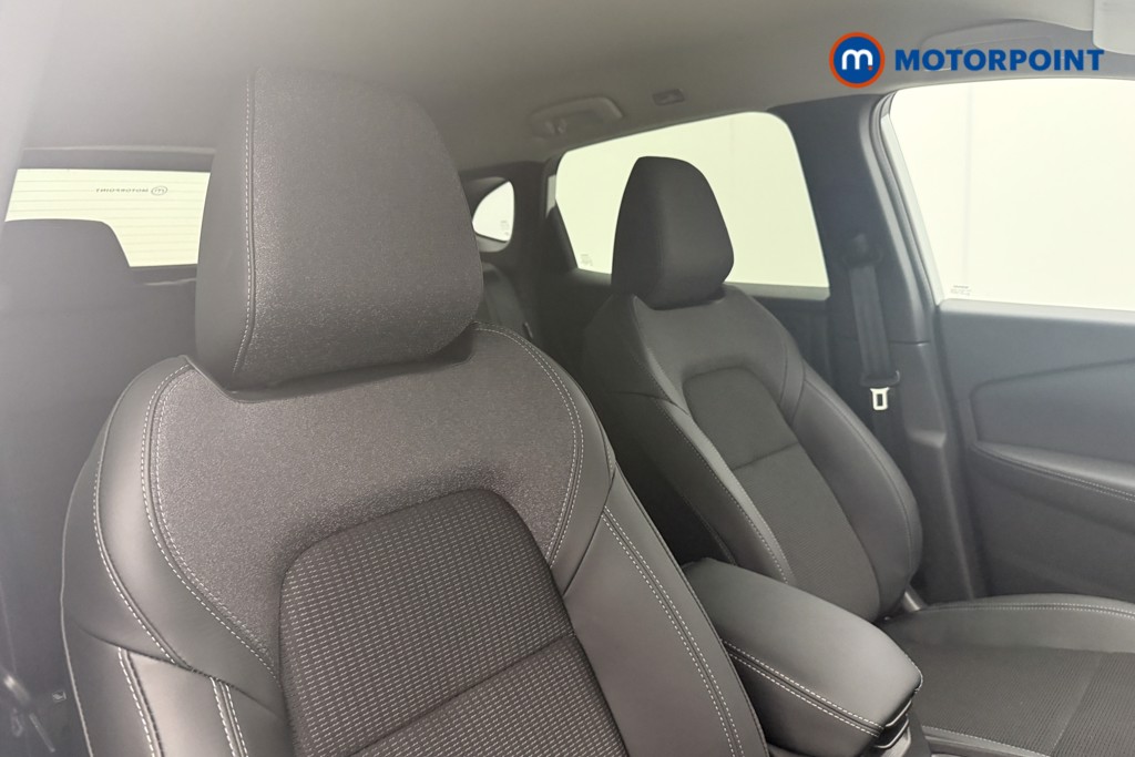 Nissan Qashqai N-Connecta Automatic Petrol SUV - Stock Number (1683501) - 5th supplementary image