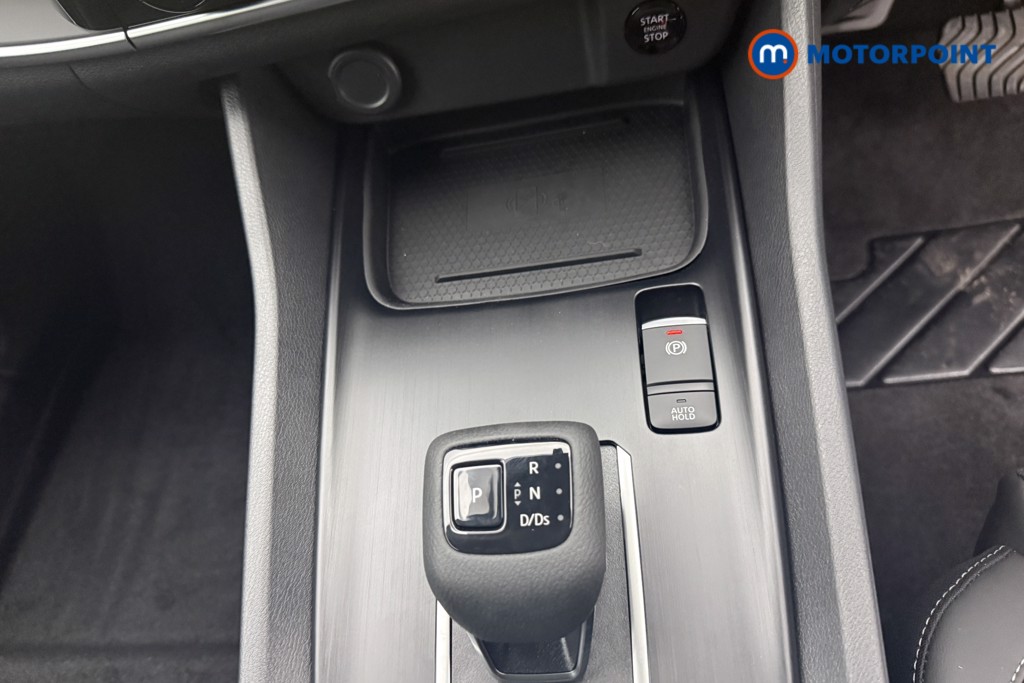 Nissan Qashqai N-Connecta Automatic Petrol SUV - Stock Number (1683501) - 12th supplementary image