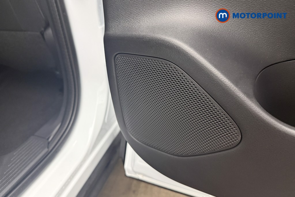 Nissan Qashqai N-Connecta Automatic Petrol SUV - Stock Number (1683501) - 27th supplementary image